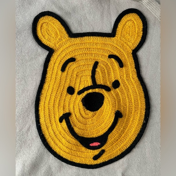 Winnie the Pooh Hoodie, Beige. Disney Women’s Size Large - Picture 2 of 7